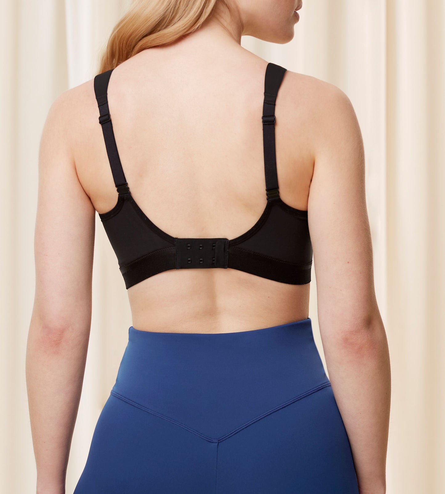 Triaction Gravity Lite Sports Bra