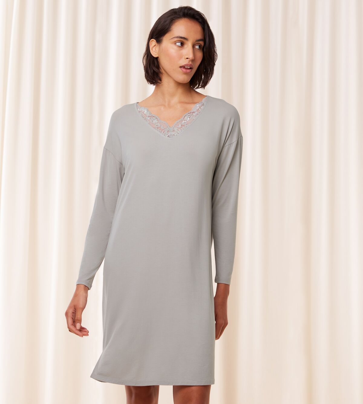 TRIUMPH Timeless Sensuality Long Sleeve Nightdress